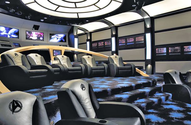 THEATER 14